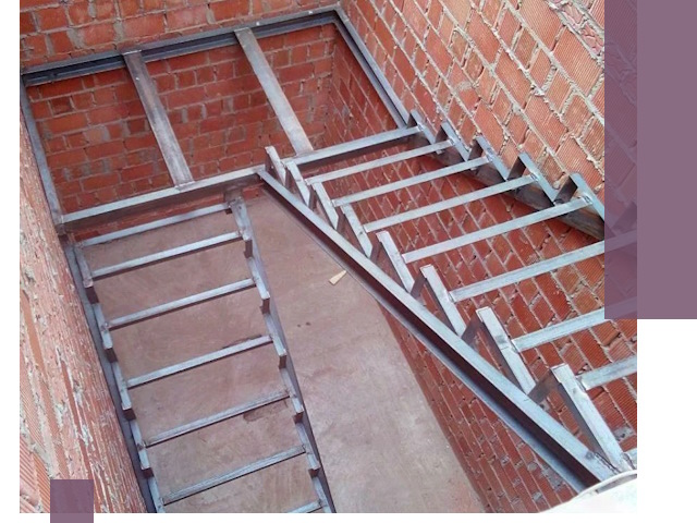 Монтаж металлических лестниц под ключ в Боровичах быстро и качественно