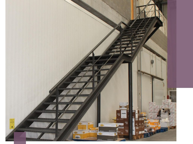 Лестницы для производства в Боровичах — изготовление и монтаж