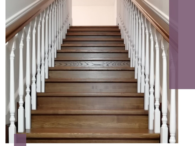 Лестницы из ясеня на заказ в Боровичах — изготовление и монтаж