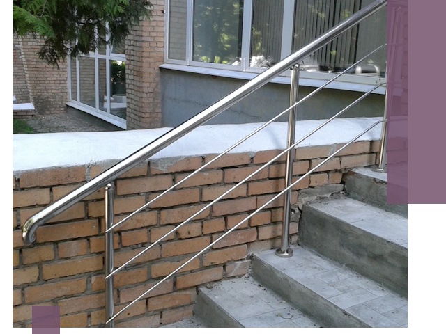 Перила из нержавеющей стали высокого качества в Боровичах