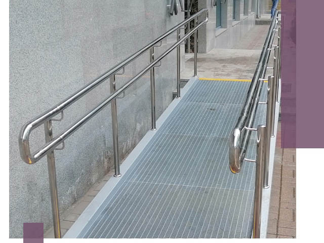 Пандусы для инвалидов в Боровичах — изготовление и монтаж