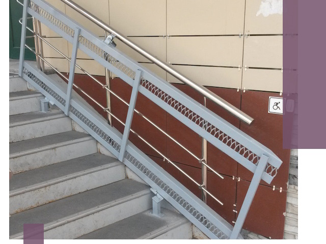 Изготовление откидных пандусов под ключ в Боровичах