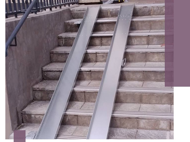 Демонтаж откидных пандусов профессионально в Боровичах