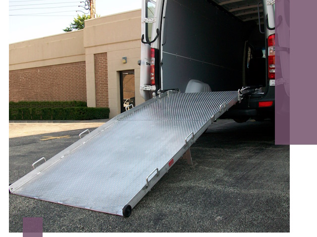 Мобильные пандусы в Боровичах — производство, монтаж и аренда