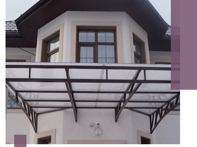 Козырьки из поликарбоната под ключ в Боровичах