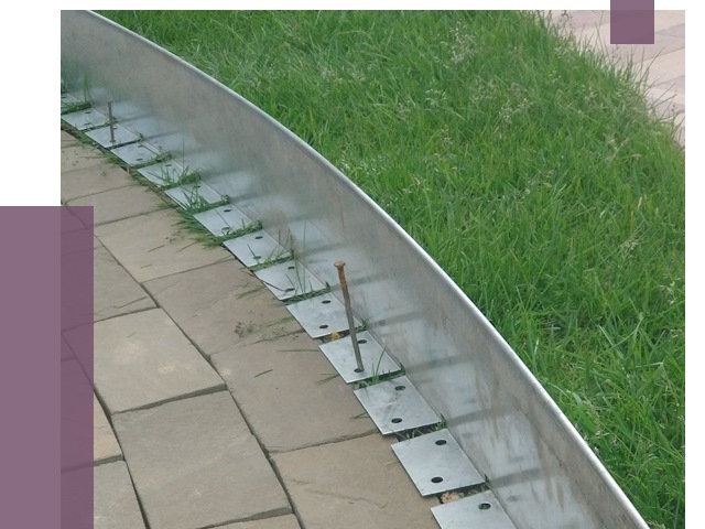 Металлические бордюры для тротуаров в Боровичах от 8860 руб.