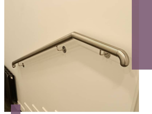 Изготовление пристенных поручней в Боровичах под ключ за сроки