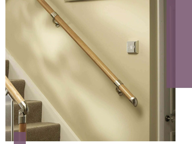 Монтаж пристенных поручней профессионально в Боровичах