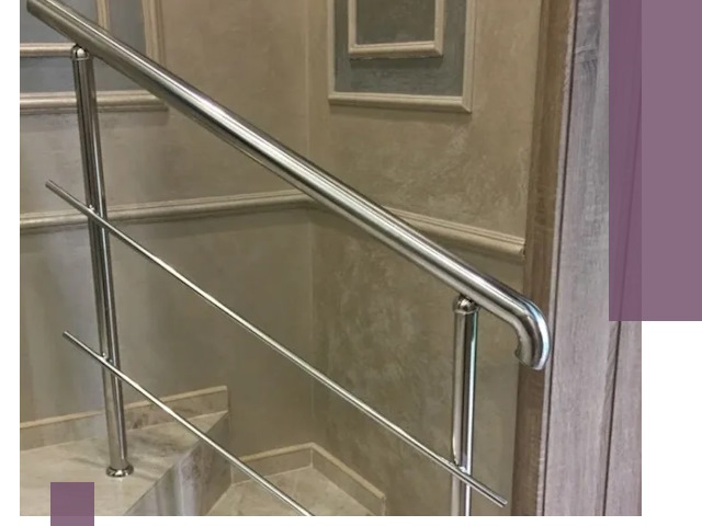 Демонтаж поручней из нержавейки профессионально в Боровичах